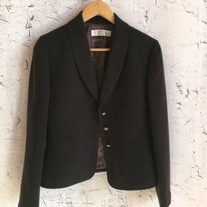 TAHARI BROWN BLAZER 8P